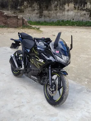 নিউ সুজুকি জিক্সার এসএফ ২০২৪ ব্ল্যাক