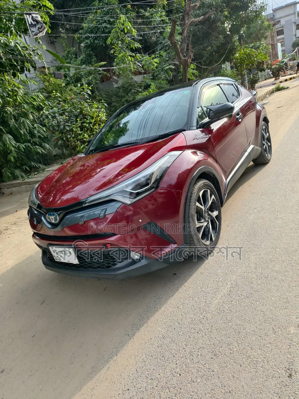 টয়োটা সি-এইচআর ২০১৮ মেরুন