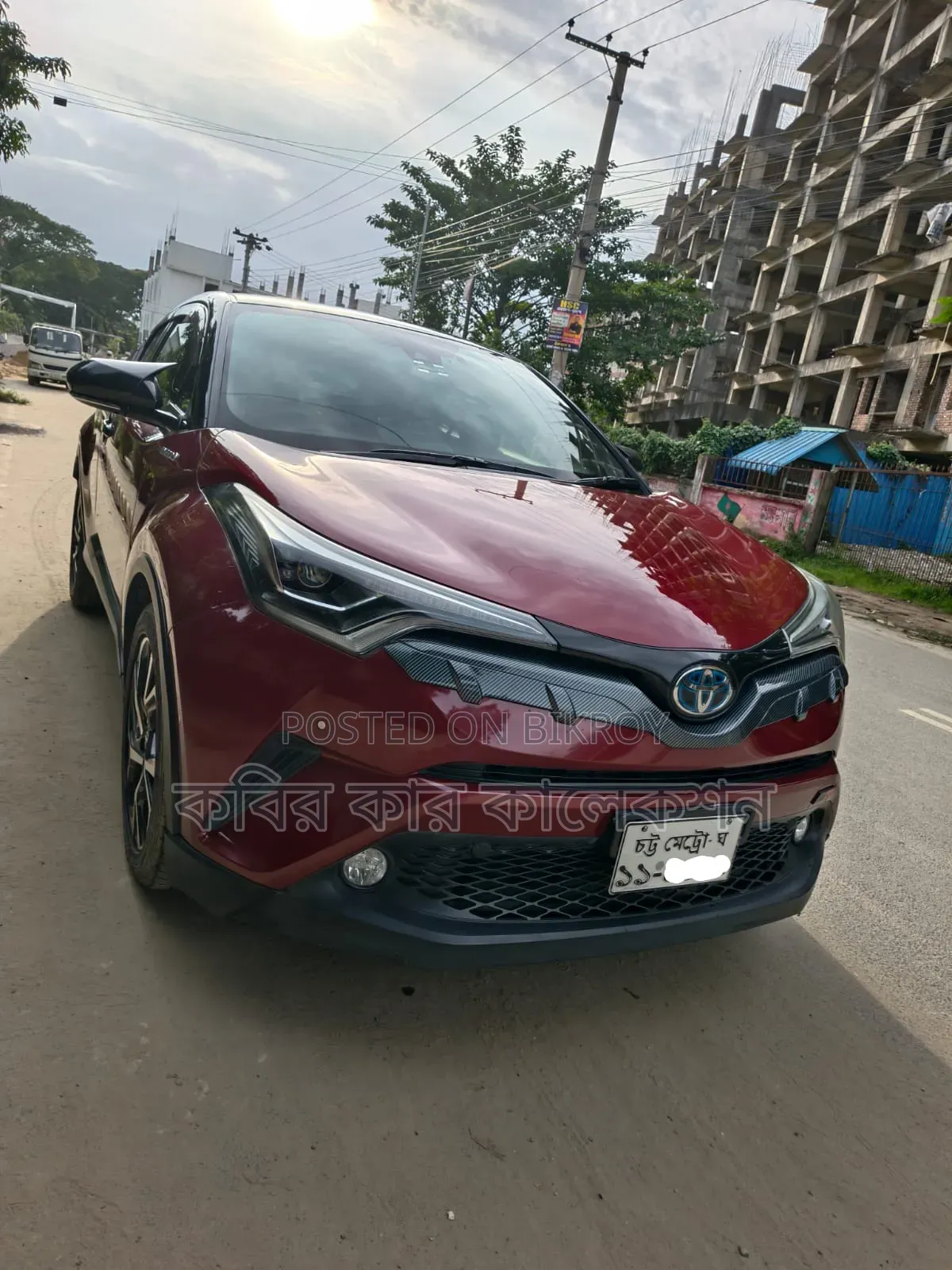 টয়োটা সি-এইচআর ২০১৮ মেরুন