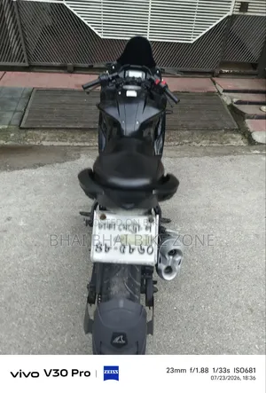 সুজুকি জিক্সার এসএফ ২০১৯ ব্ল্যাক