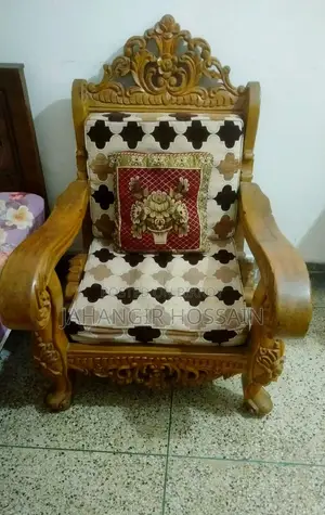 Victorian Style Solid Wooden Sofa Set (2+2+1) With Glass Tea Table