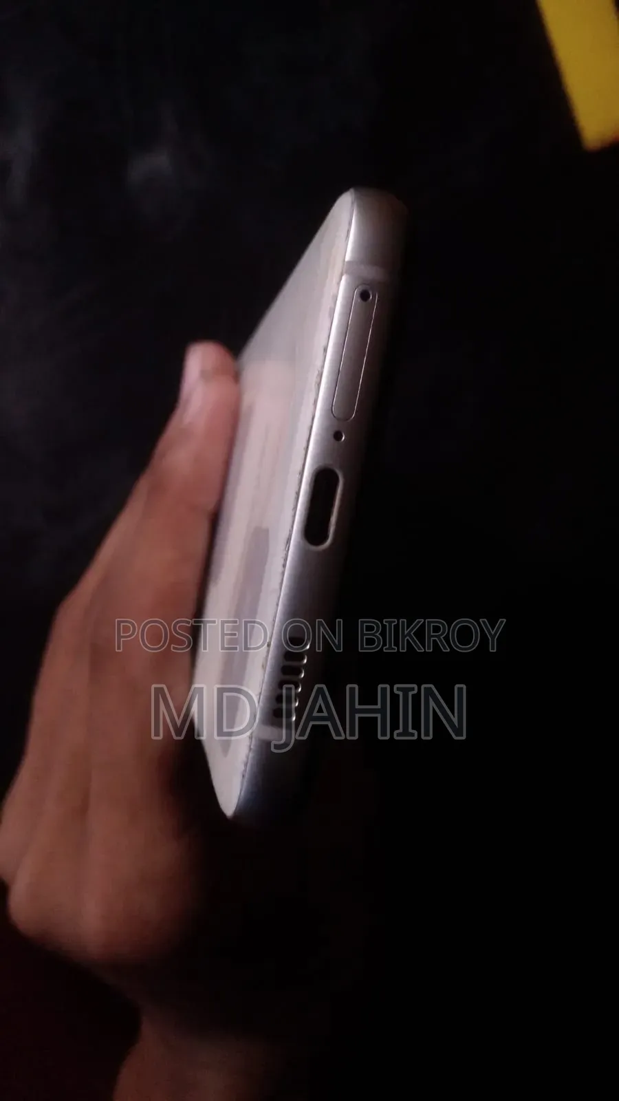 স্যামসাং গ্যালাক্সি এস২১ এফই ৫জি ১২৮ জিবি সাদা