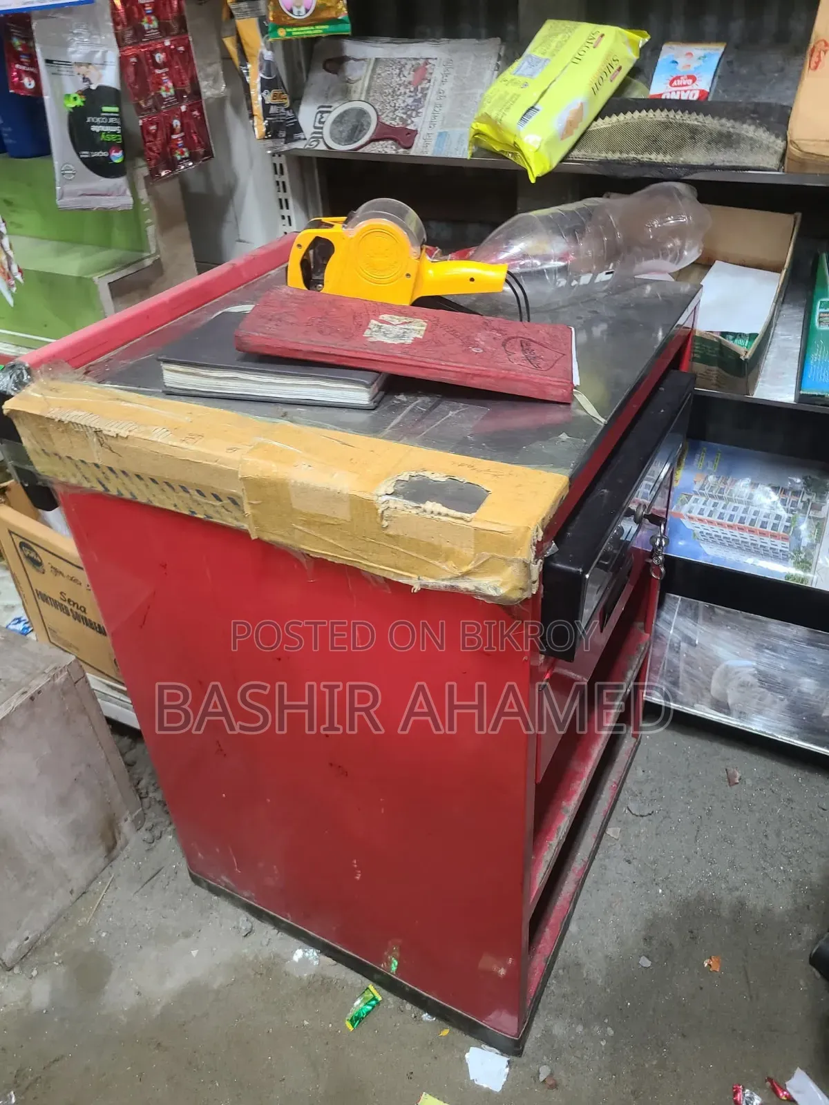 Shop Rack (Shop rack will be sold) Sell Emergency