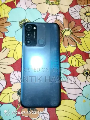 টেকনো স্পার্ক ৮সি ৬৪ জিবি নীল