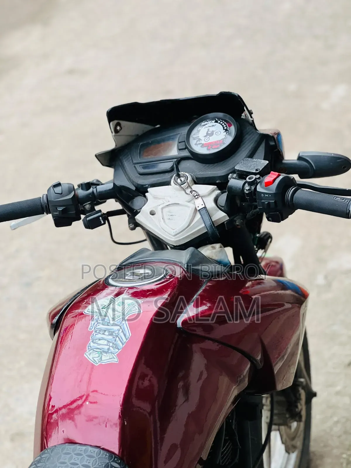 টিভিএস অ্যাপাচি আরটিআর ১৬০ ২ভি ২০২১ লাল
