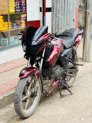 টিভিএস অ্যাপাচি আরটিআর ১৬০ ২ভি ২০২১ লাল
