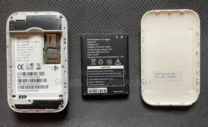 Olax 4G LTE-Advanced Mobile WiFi Hotspot MF980L