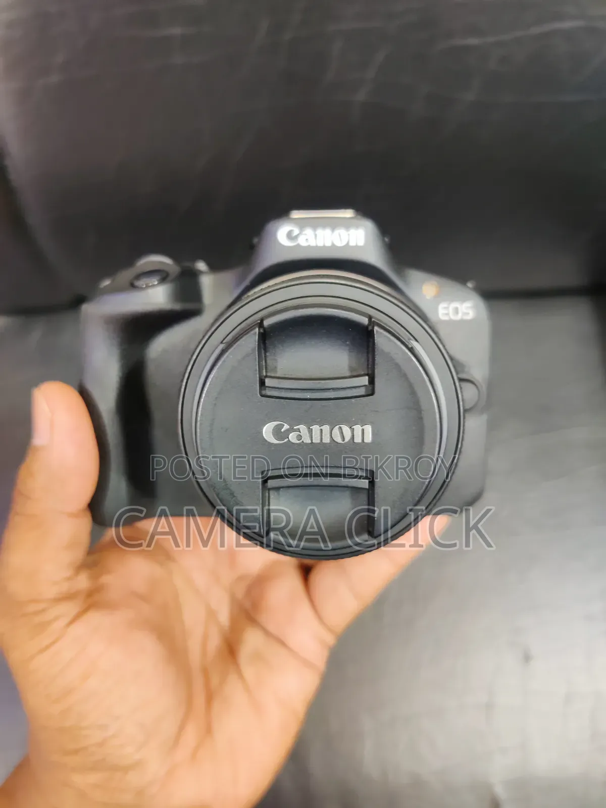ক্যানন ইওএস আর৫০ + আরএফ-এস ১৫-৪৫মিমি লেন্স