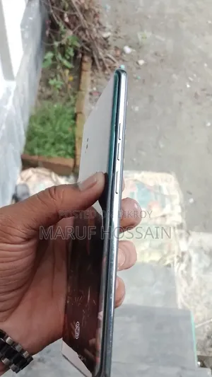 New Tecno Camon 40 Pro 4G 256 GB Silver