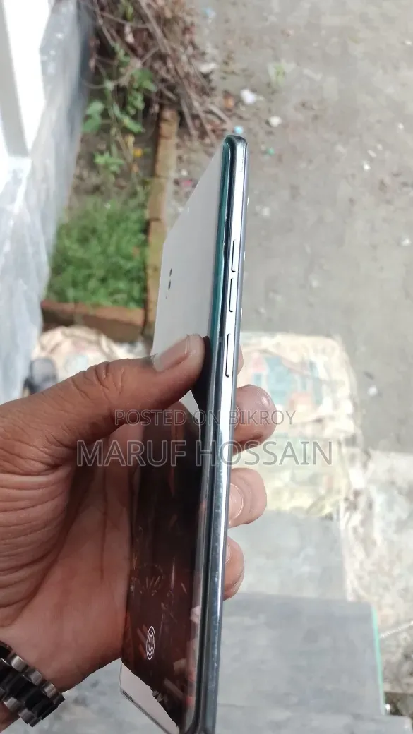 New Tecno Camon 40 Pro 4G 256 GB Silver