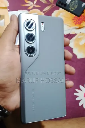 New Tecno Camon 40 Pro 4G 256 GB Silver