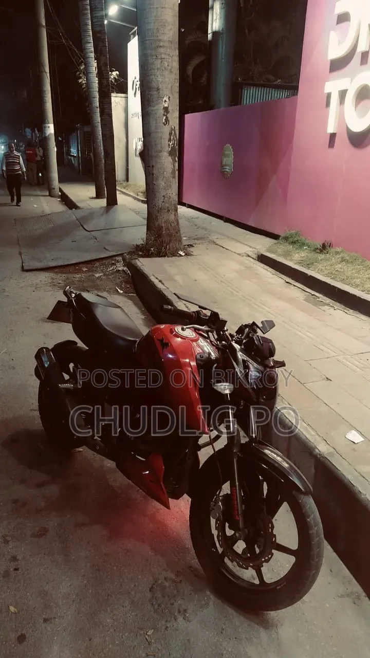 TVS Apache RTR 160 4V 2020 Red