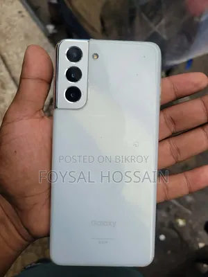 স্যামসাং গ্যালাক্সি এস২১ এফই ৫জি ২৫৬ জিবি সাদা