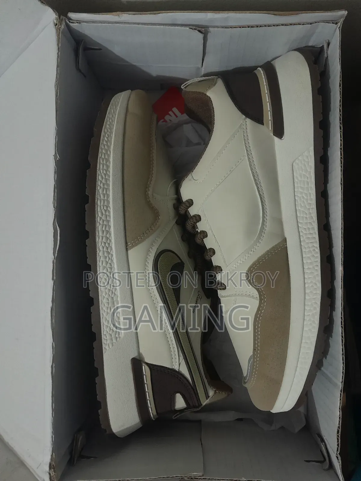 Brand New Fashion Men's Casual Shoes (EU 42)