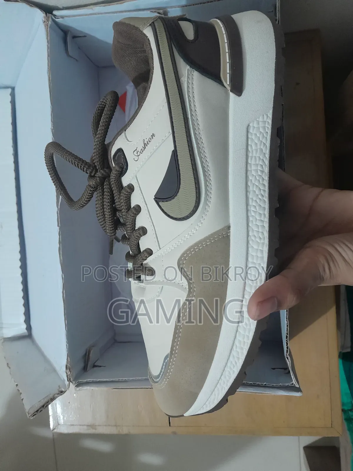 Brand New Fashion Men's Casual Shoes (EU 42)