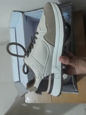 Brand New Fashion Men's Casual Shoes (EU 42)