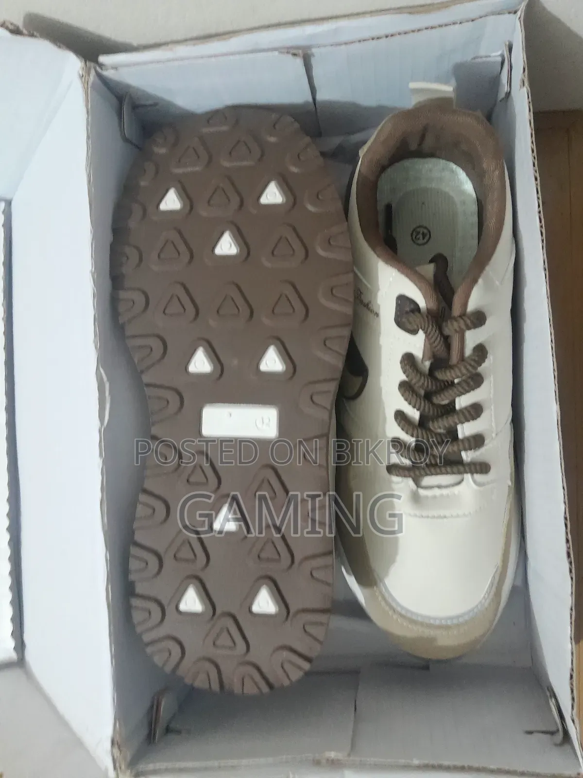 Brand New Fashion Men's Casual Shoes (EU 42)