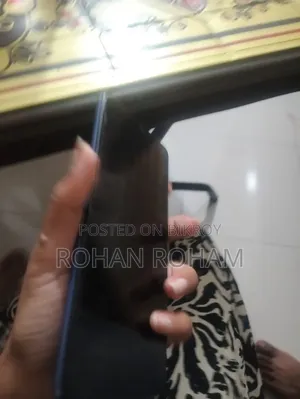 Vivo Y51 16 GB Black