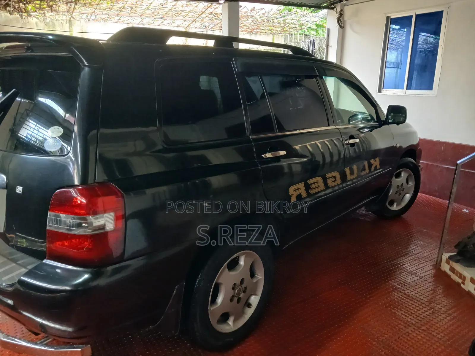 Toyota Kluger 2004 Black