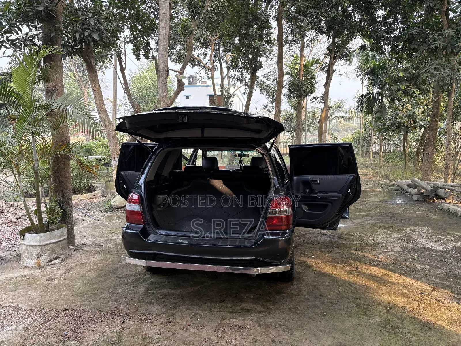 Toyota Kluger 2004 Black