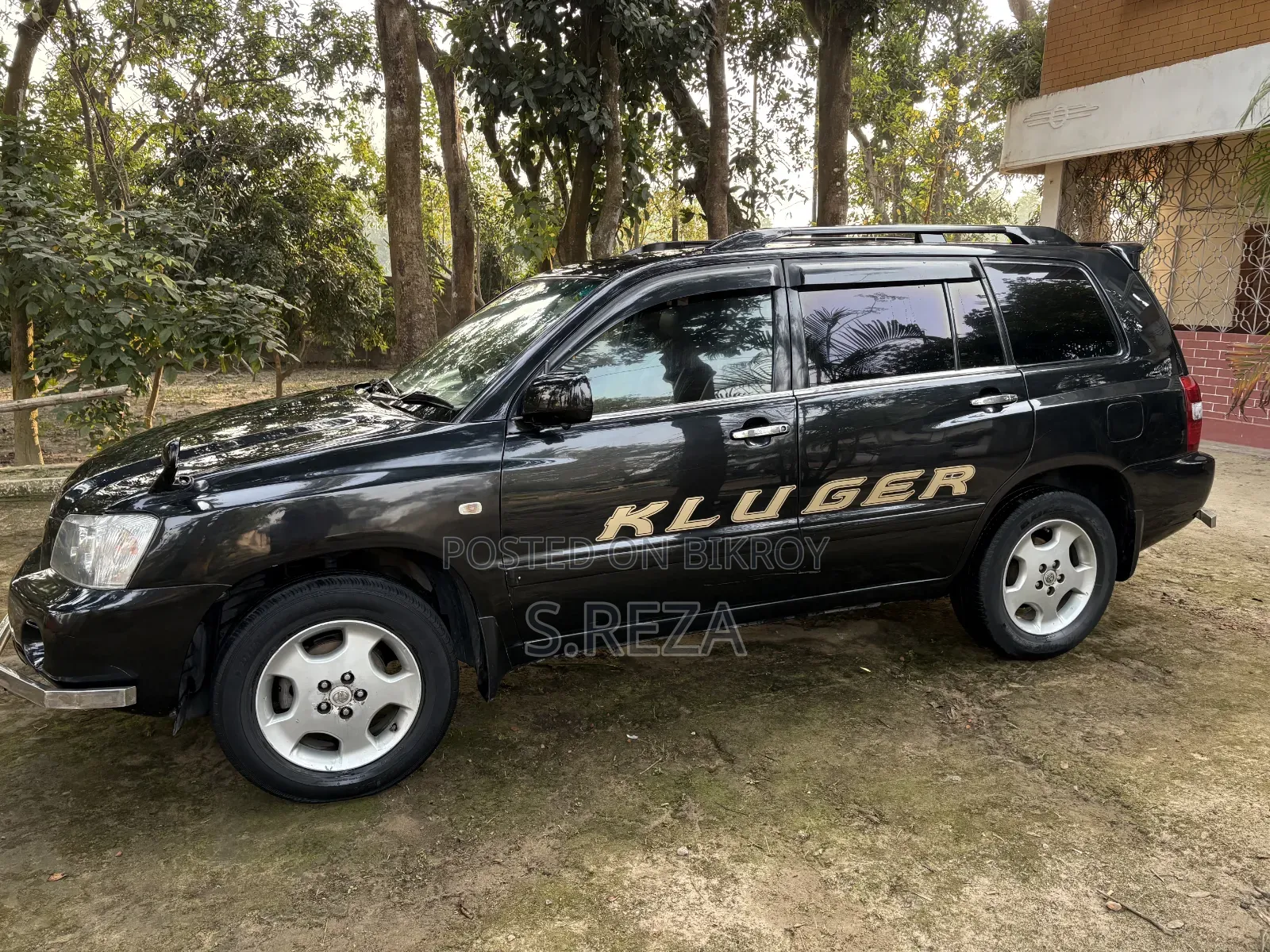 Toyota Kluger 2004 Black