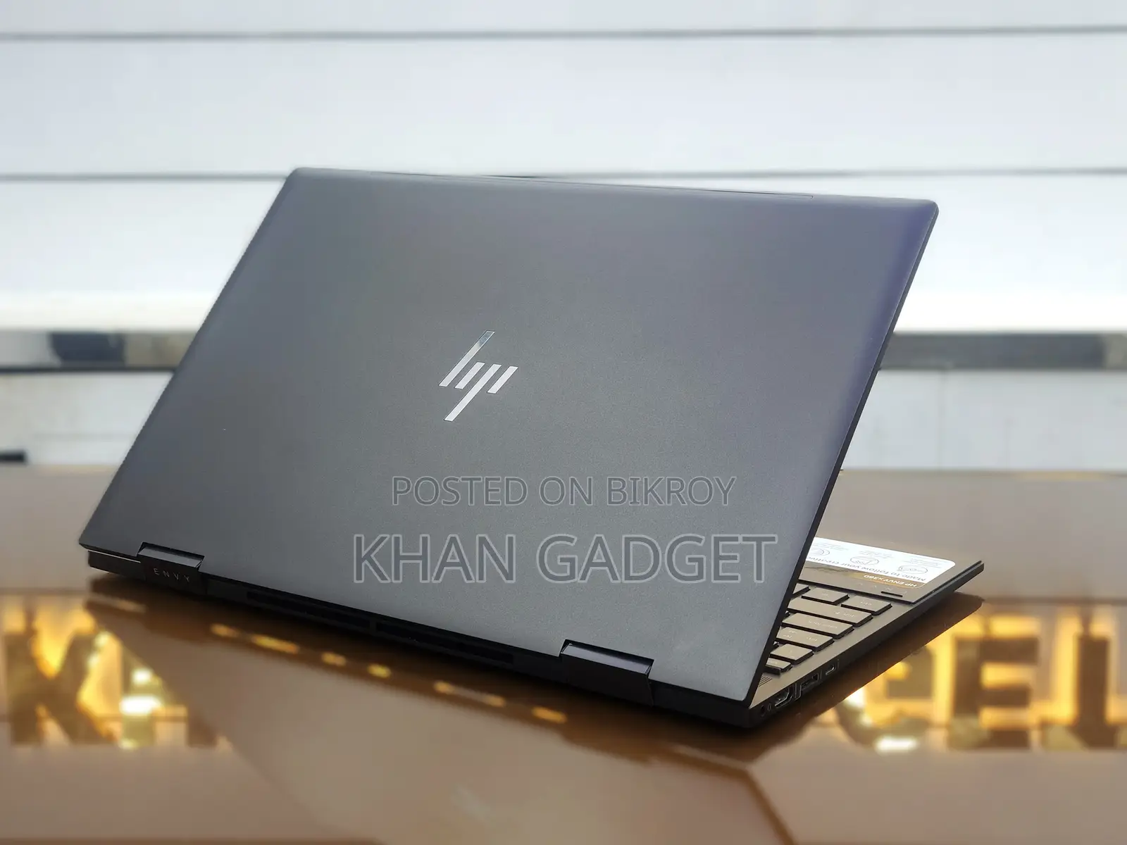 Laptop HP Envy 15 8GB AMD Ryzen 5 SSD 512GB