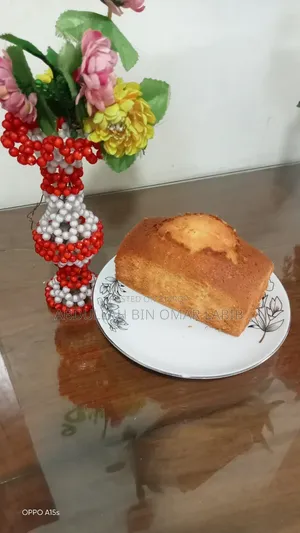 Homemade Vanilla Pound Cake