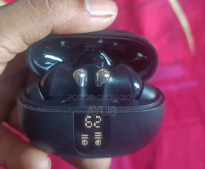 Hoco Airbuds New 1 Month Used Emergency Tk Lagbe Tai Sell Korbo