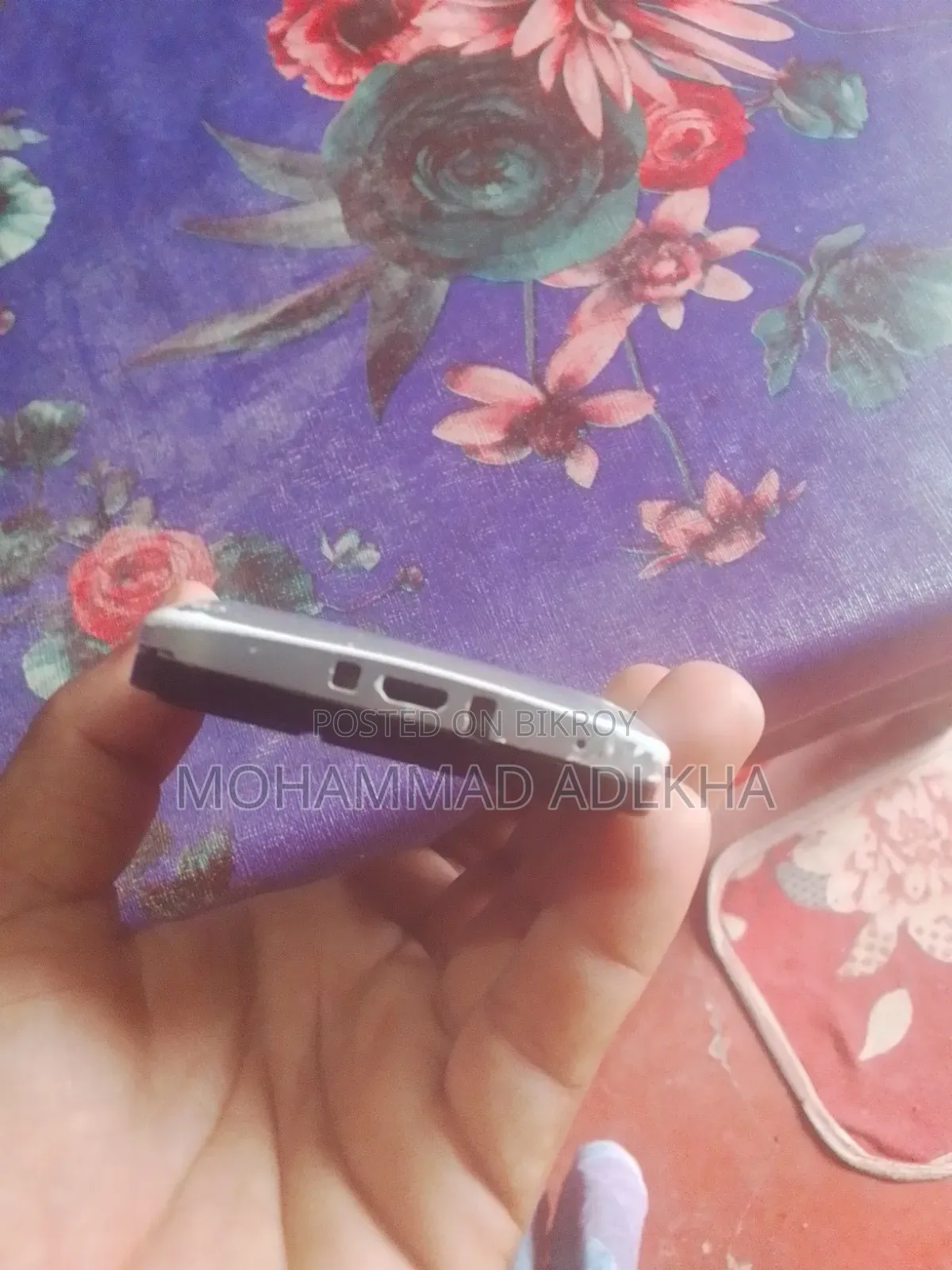 Alcatel White
