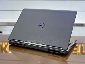 Laptop Dell Precision 7510 8GB Intel Core i7 HDD+SSD 1T