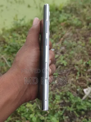 স্যামসাং গ্যালাক্সি এস২২ আল্ট্রা ২৫৬ জিবি হোয়াইট