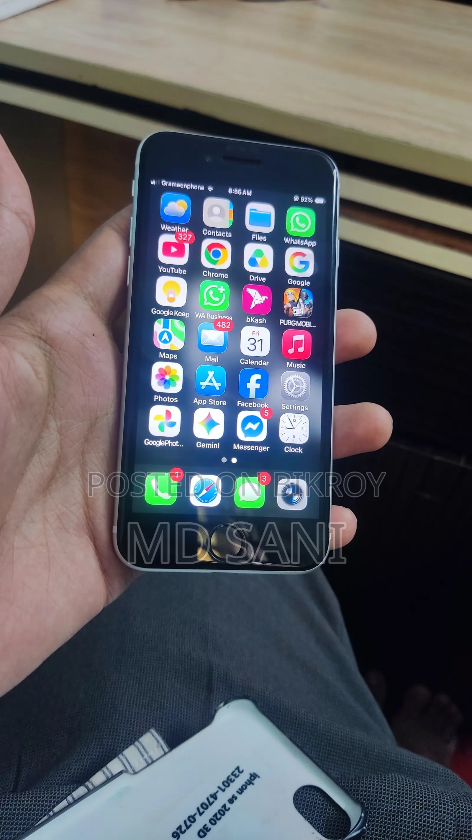 Apple iPhone SE (2020) 64 GB White
