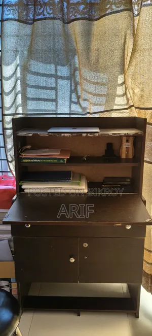 Good Study Table for Sale
