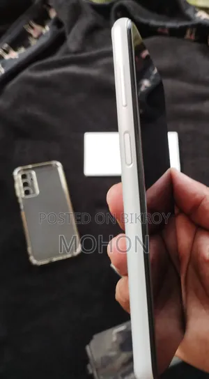 নতুন স্যামসাং ১২৮ জিবি সিলভার