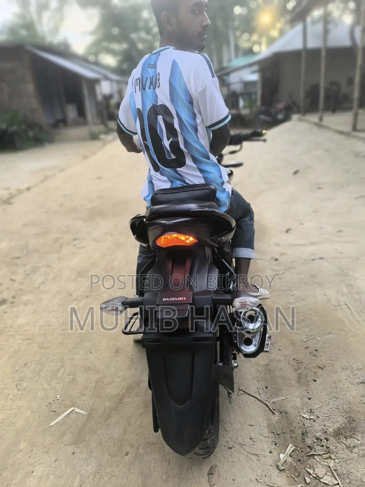 Suzuki Gixxer 2024 Black