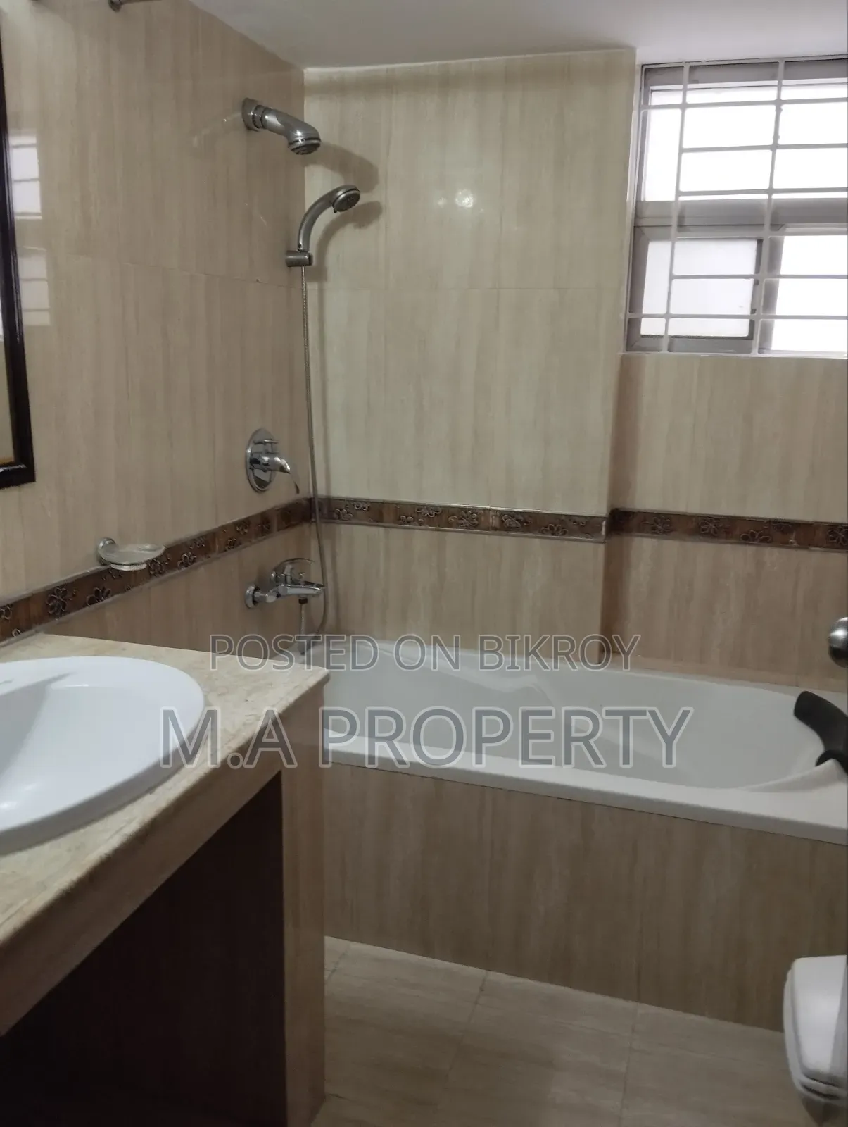 4 Bedrooms Apartment in Anz, Gulshan for Rent