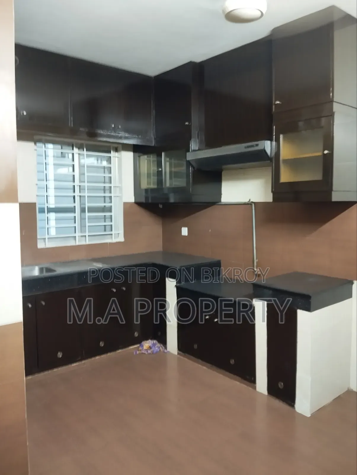 4 Bedrooms Apartment in Anz, Gulshan for Rent