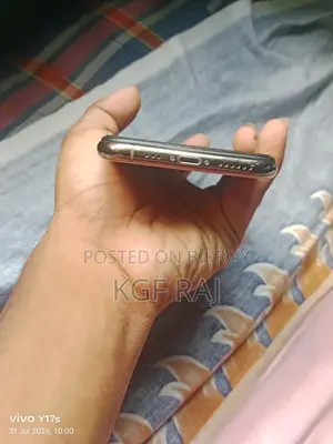 অ্যাপল আইফোন এক্সএস ৬৪ জিবি গোল্ড