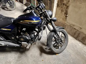 বাজাজ এভেঞ্জার ১৫০ স্ট্রিট ২০১৬ ব্লু