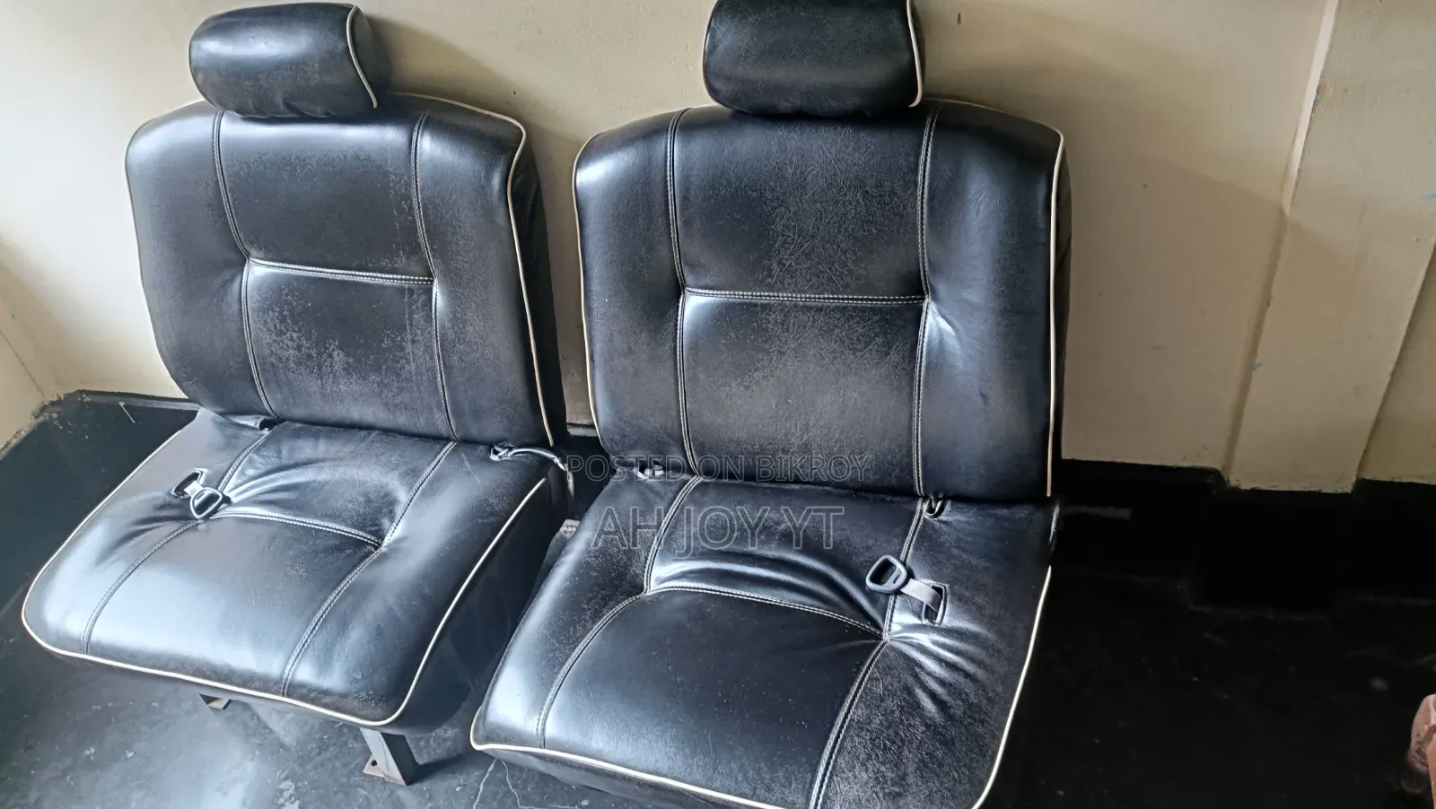 Hiace Car Middle Seat