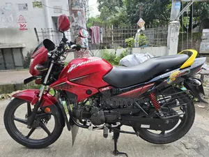 Hero Glamour 2020 Red
