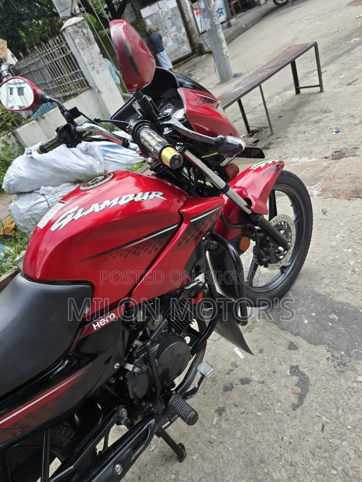 Hero Glamour 2020 Red