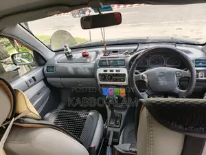 Toyota Starlet 2000 Green