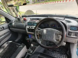 Toyota Starlet 2000 Green