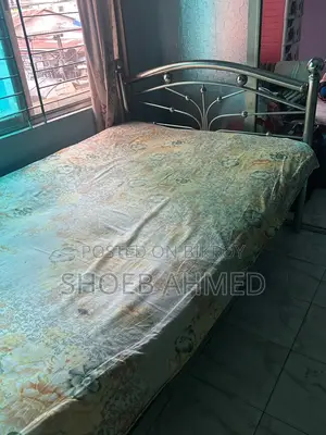 ৪x৭ ফুটের স্টিল বেড দুটি জাজিমসহ বিক্রয়ের জন্য