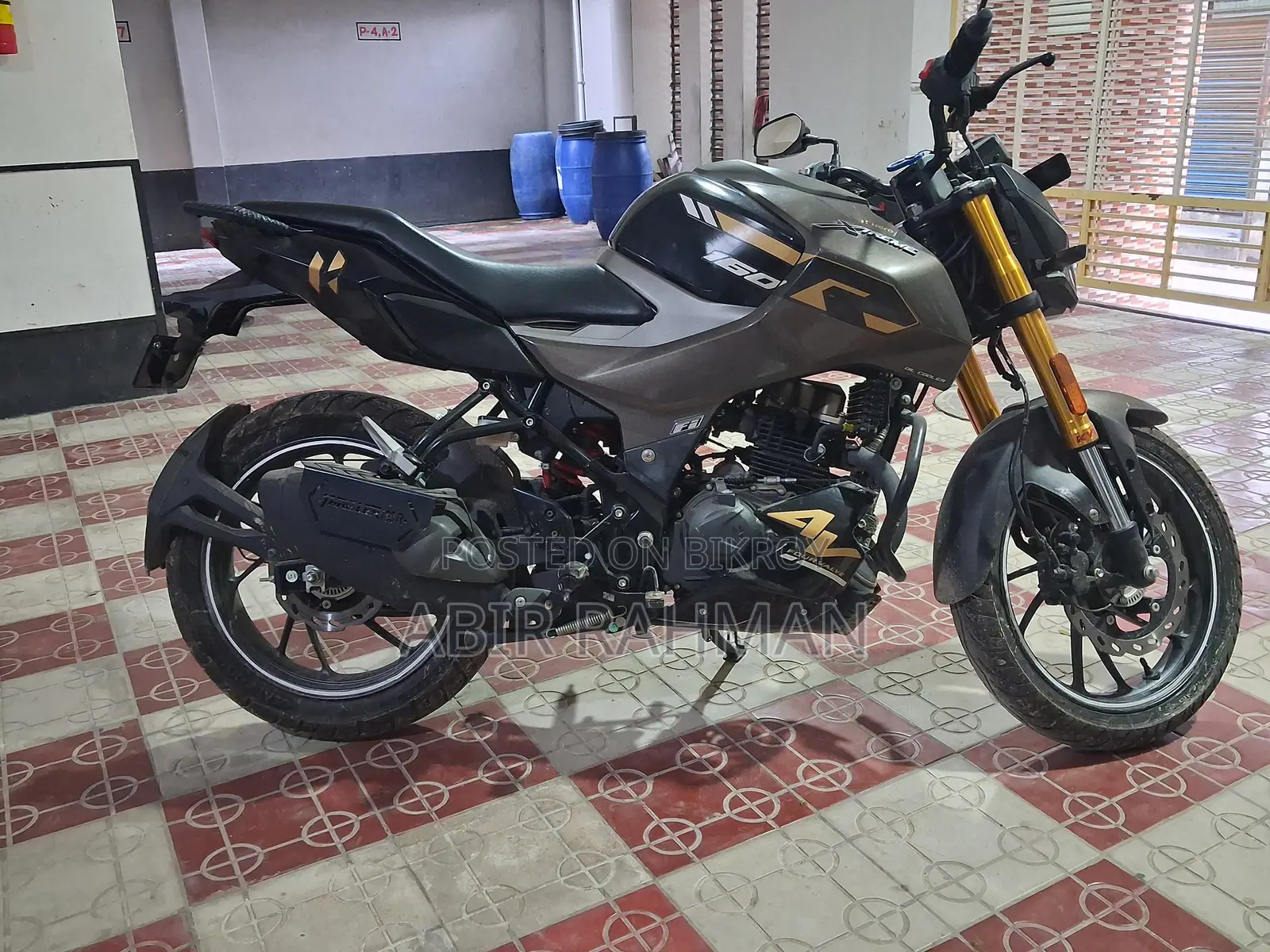 Hero Xtreme 160R 4V 2025 Brown