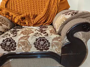 Almost New Fresh Sofa (2+2+1)