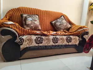 Almost New Fresh Sofa (2+2+1)