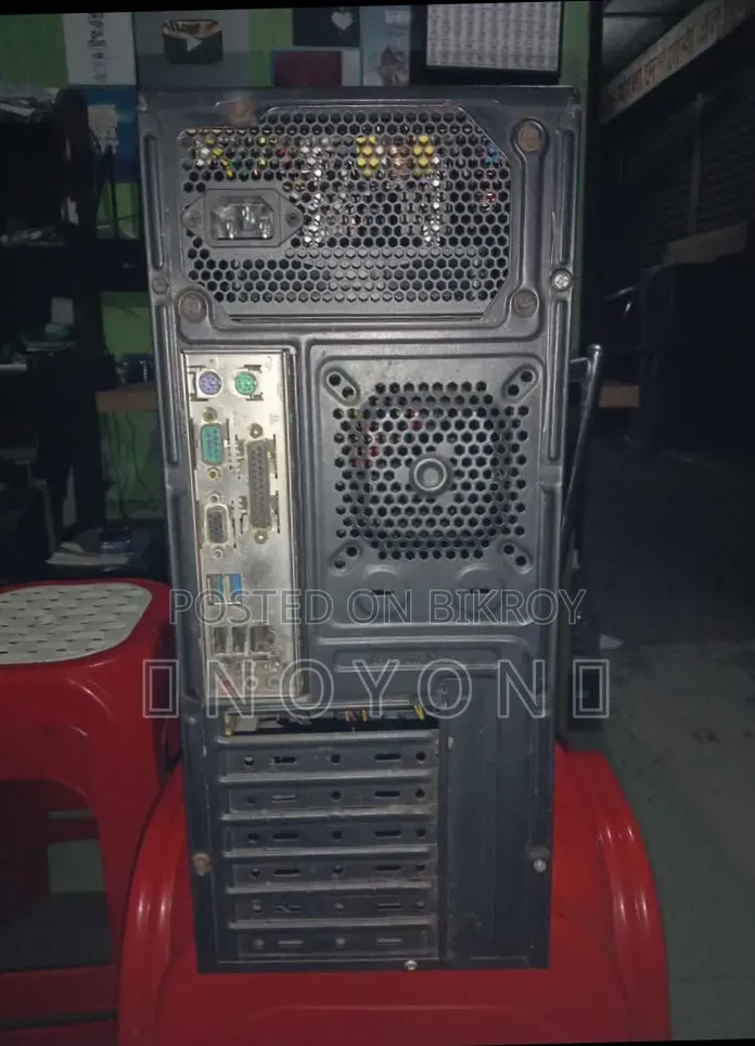 Desktop Computer Gigabyte 4GB Intel Core i5 HDD 512GB