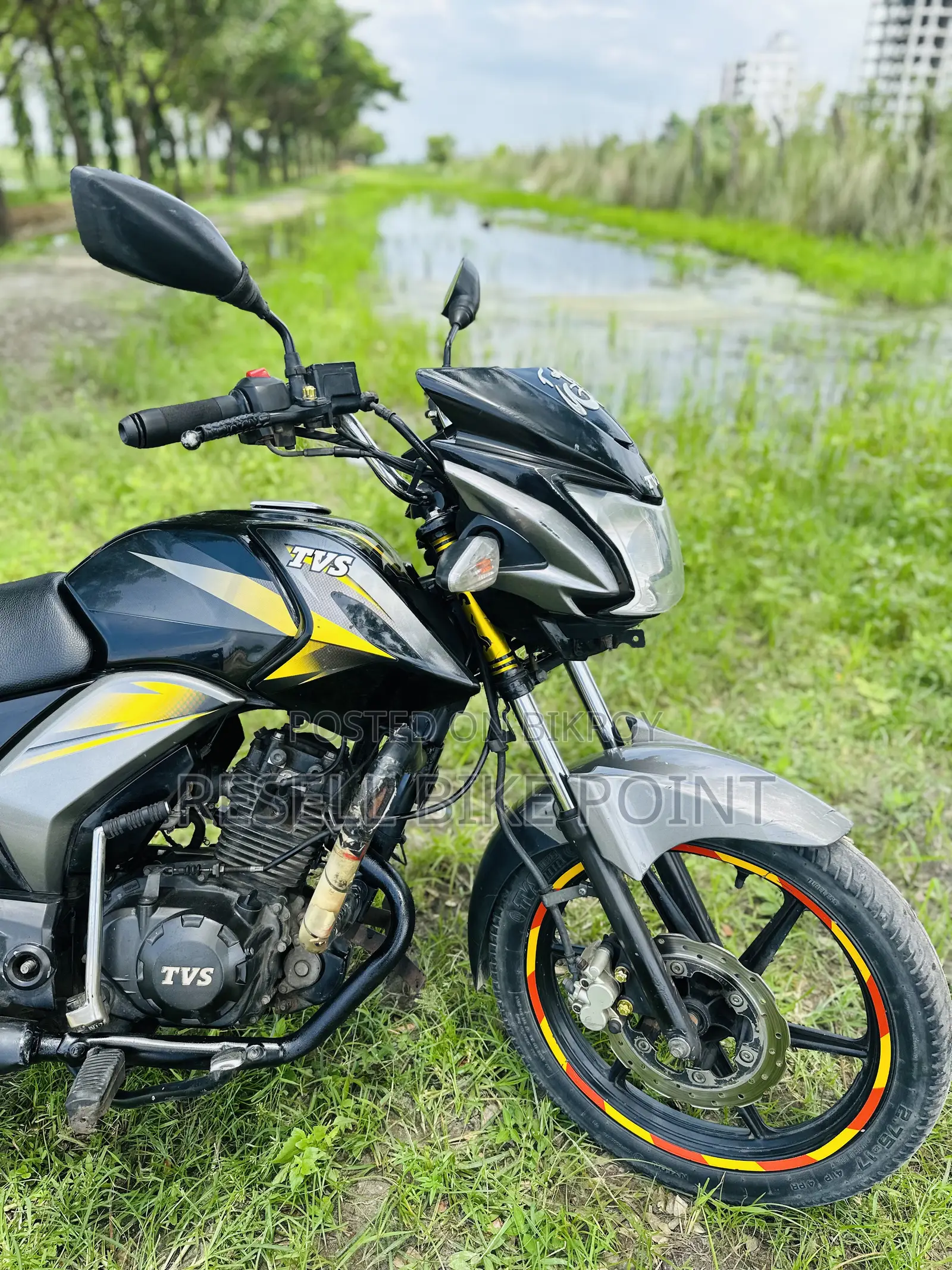 TVS Stryker 125 2023 Yellow
